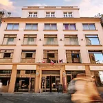 Art William Hotel 4*