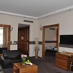 Ξενοδοχείο Art William 4*