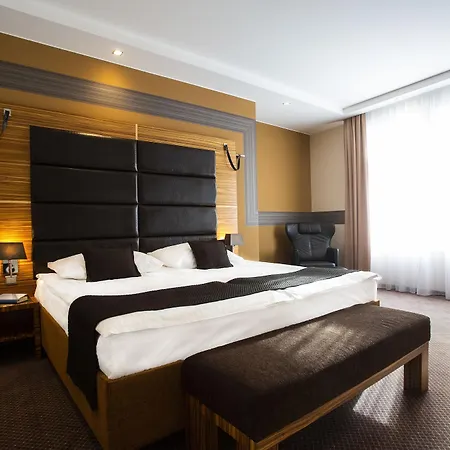 Hotel Art William 4*