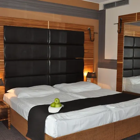 Hotel Art William 4*