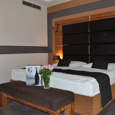 Hotel Art William 4*