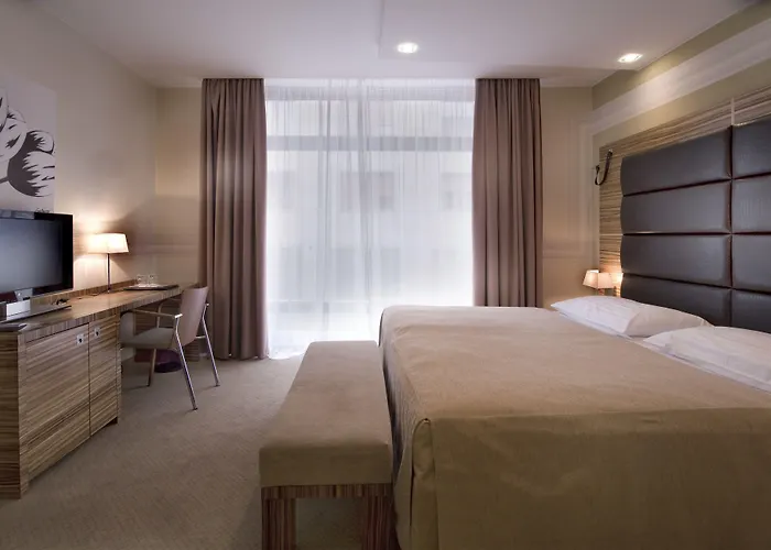 Hotel Art William 4*