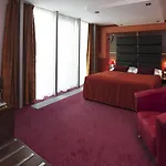 Art William Hotel 4*