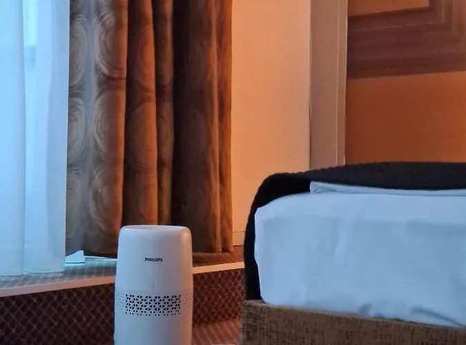 מלון Art William 4*